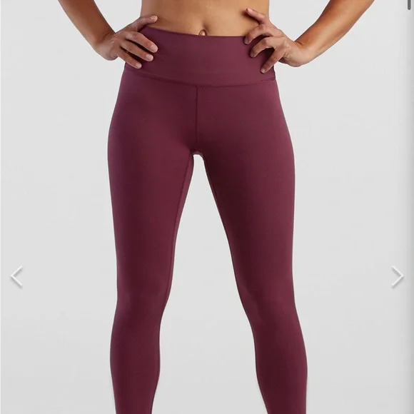 Prana Mid-Rise Heavana Pocket Legging in Deep Vino Heather - Picture 6 of 7